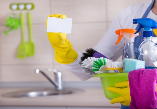 Professional house cleaning service for Barnes homes and flats